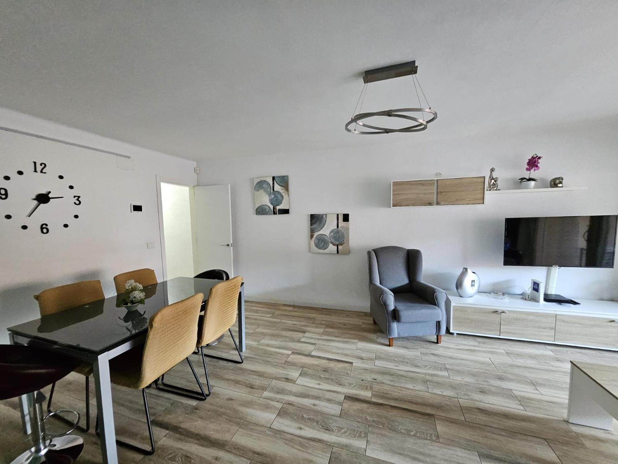 Apartamento Nuria Figueres  Kültér fotó