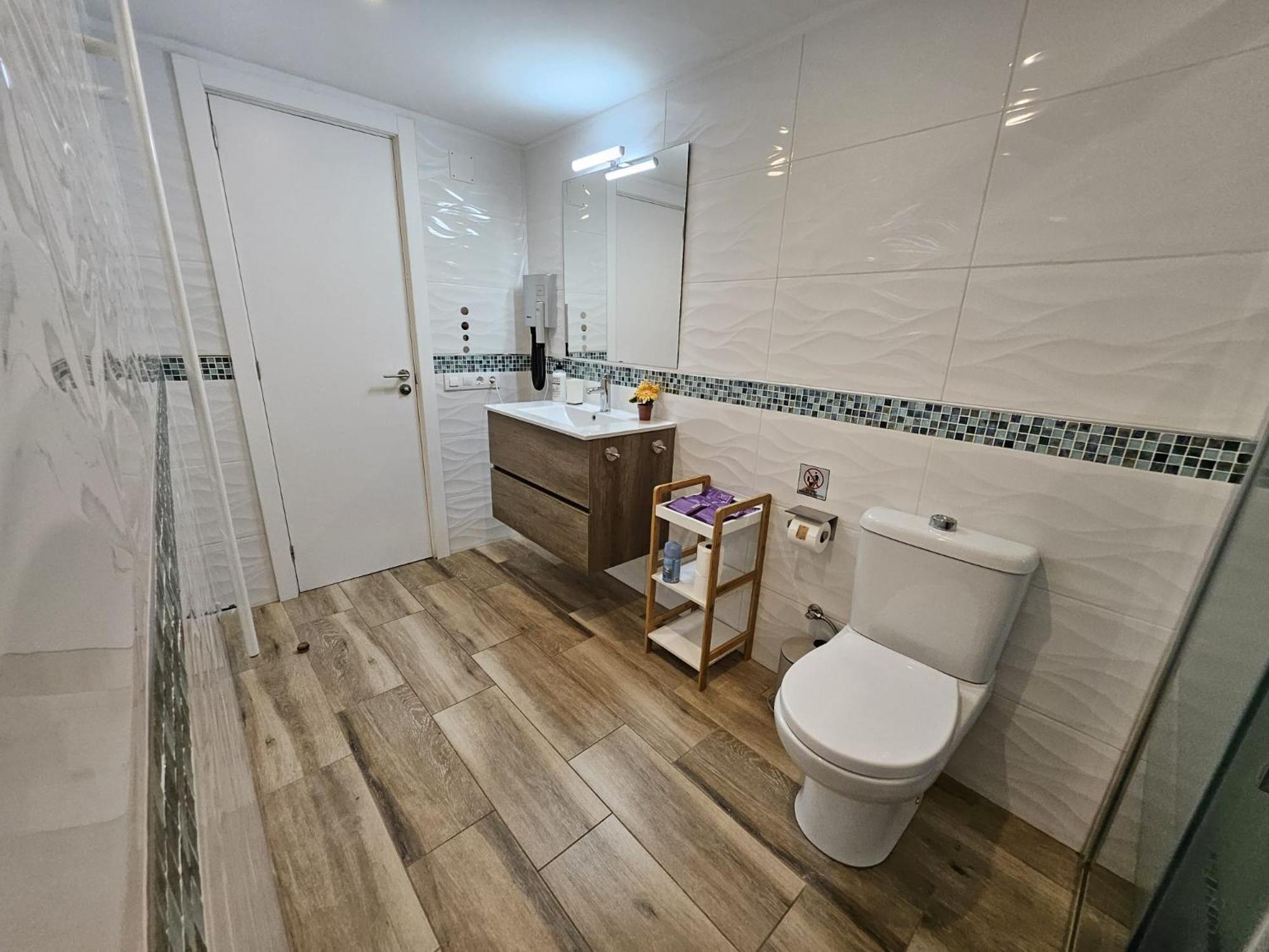 Apartamento Nuria Figueres  Kültér fotó