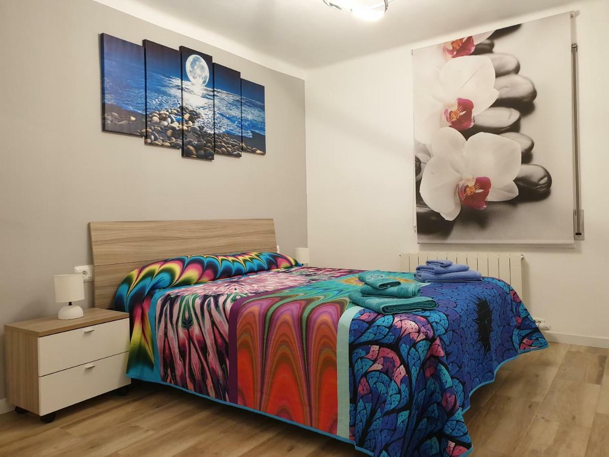 Apartamento Nuria Figueres  Kültér fotó